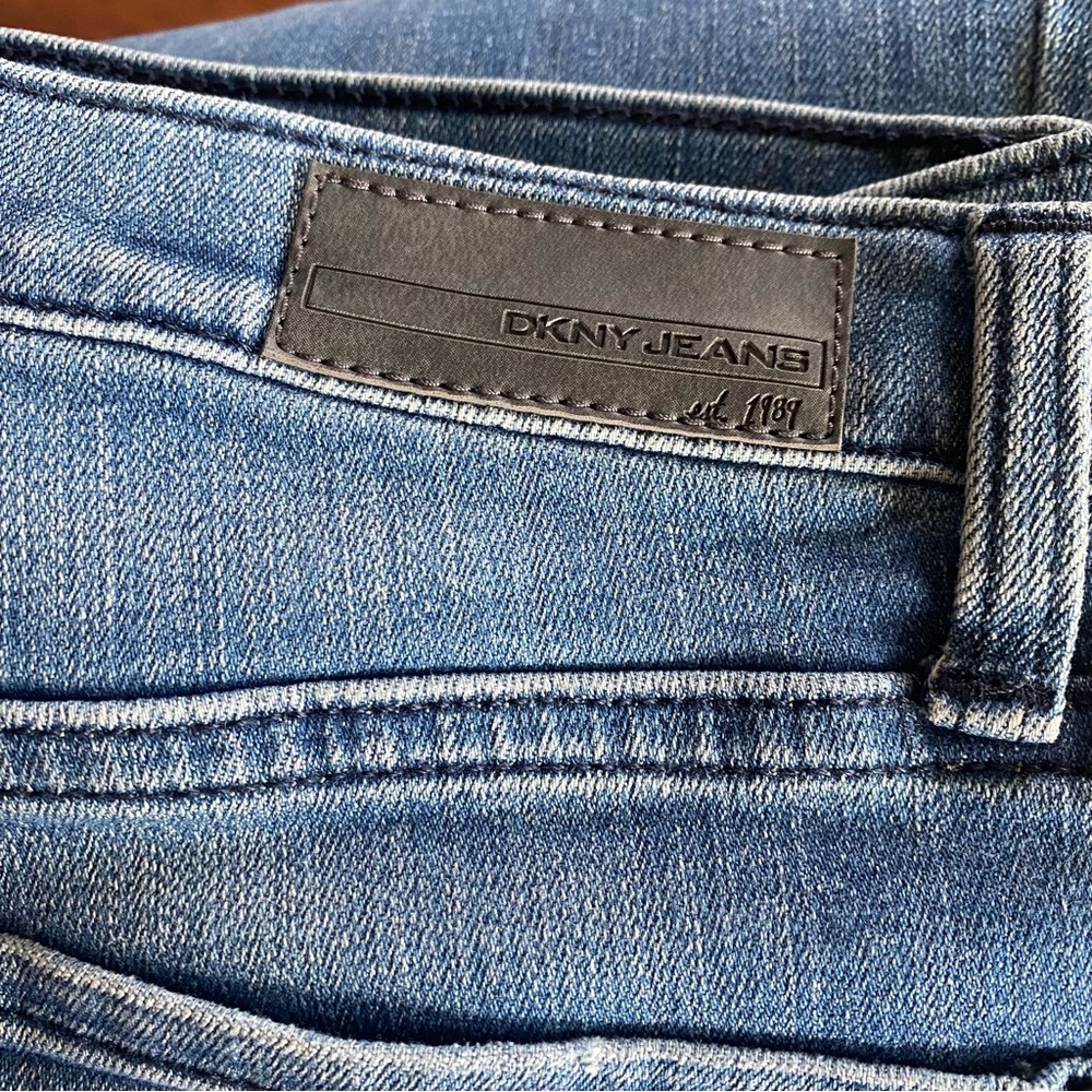 DKNY Soho Skinny Jeans